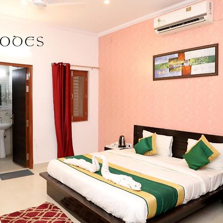 Hotel The Abodes House Greater Noida Zewnętrze zdjęcie